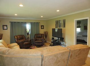 8111 S Scottdale Rd, Berrien Springs, MI 49103