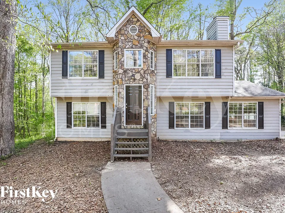 390 Fox Meadow Dr