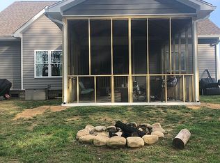 12127 Floyd Brown Rd, Soddy Daisy, TN 37379