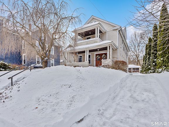 4th image of 121 Liberty Street