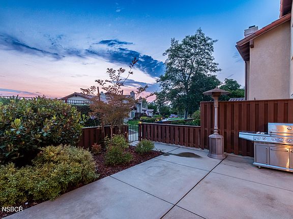 2nd image of 4334 Foxenwood Cir