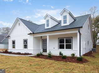 101 Academy St, Pendergrass, GA 30567