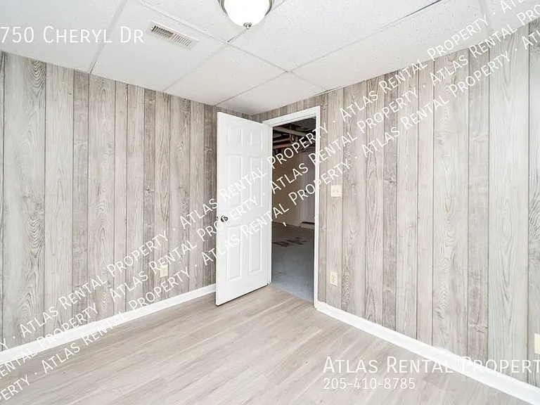 5750 Cheryl Dr — Photo 15