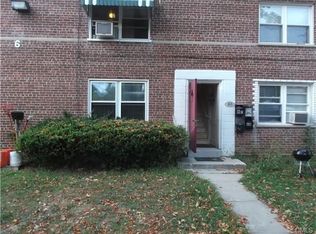 365 Granfield Ave APT A, Bridgeport, CT 06610