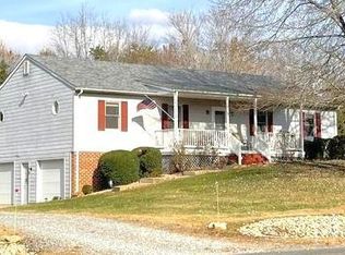 107 Elkridge Dr, Forest, VA 24551