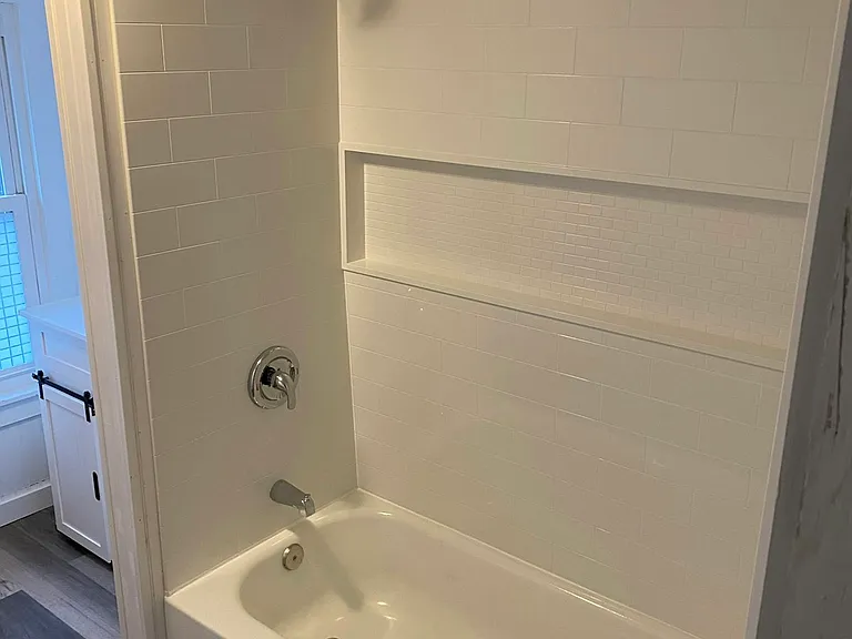 Tub/shower