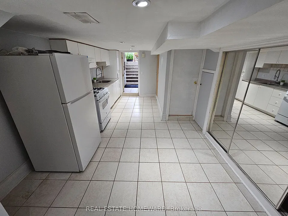 19 Keystone Ave #LOWER LEVEL
