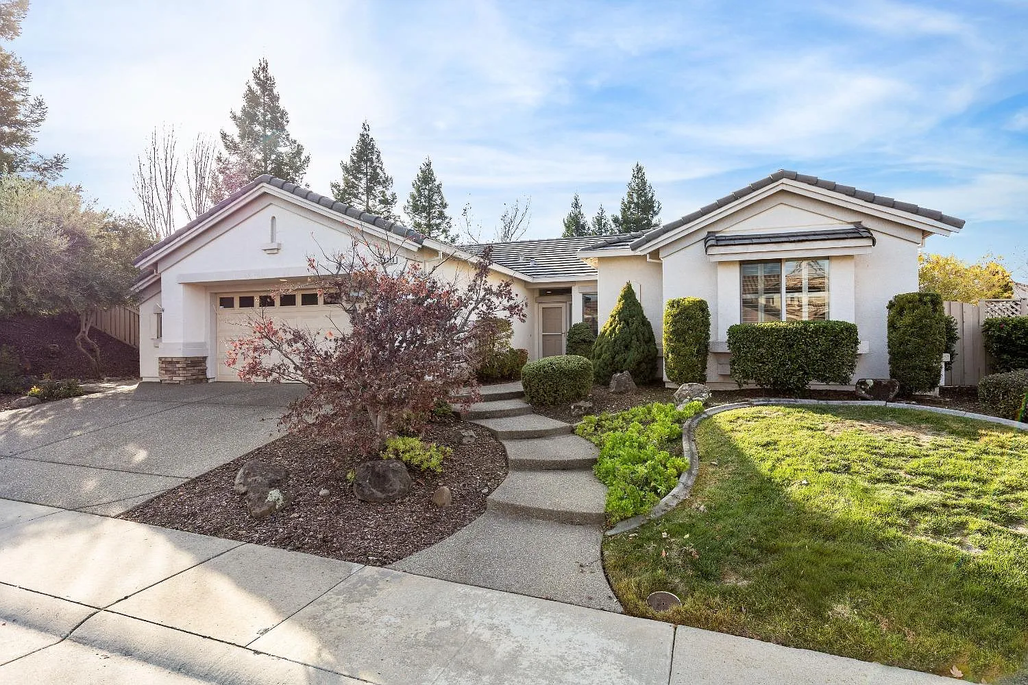 2079 Coldwater Ln photo 1