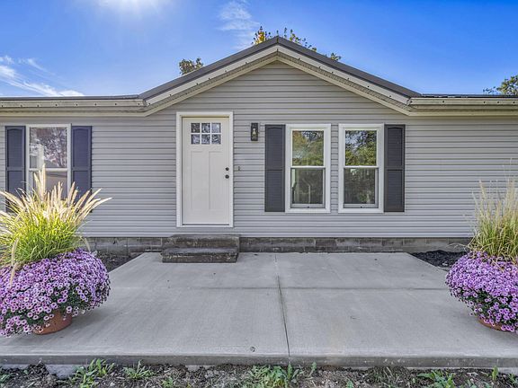 4th image of 10465 Bean Rd