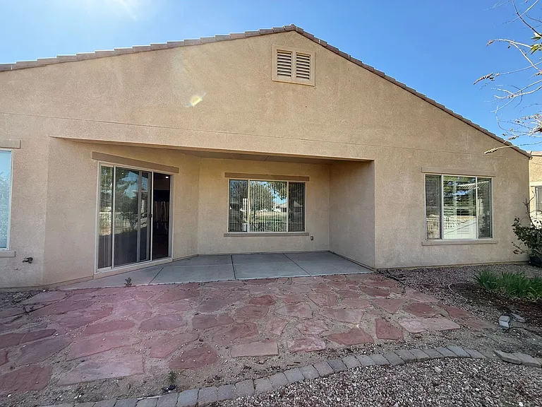 19255 Castana St — Photo 28