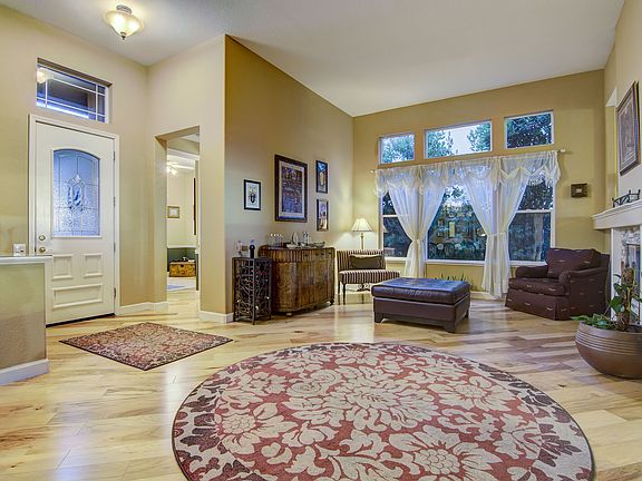 4th image of 4132 Coldwater Dr