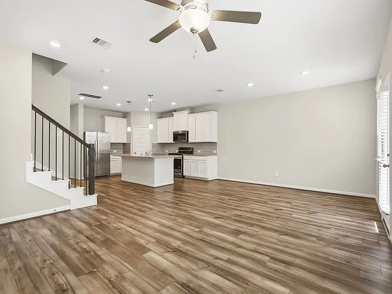 1516 Lakeline Oak Dr — Photo 7
