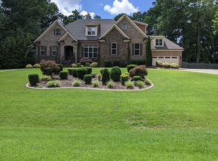 4012 Gumleaf Dr, Apex, NC 27539