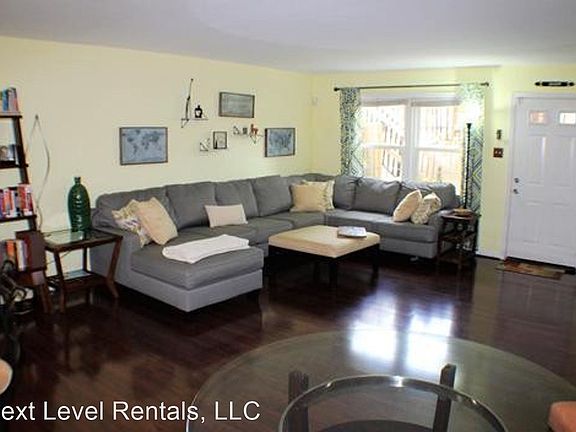 3rd image of 70 N Bedford St #70C