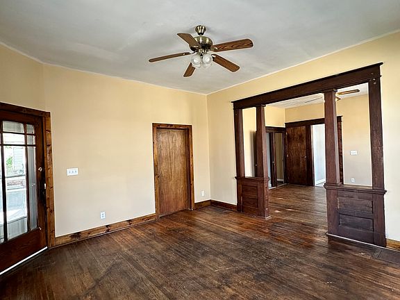 3rd image of 431 W Main St