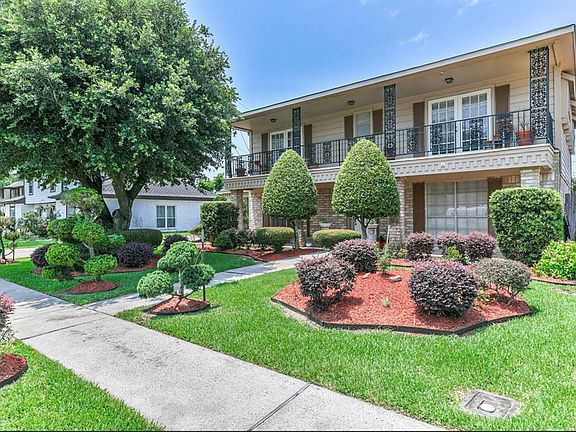 2nd image of 2501 Williamsburg Drive