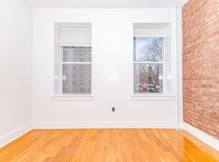 11 Humboldt St APT 2L, Brooklyn, NY 11206