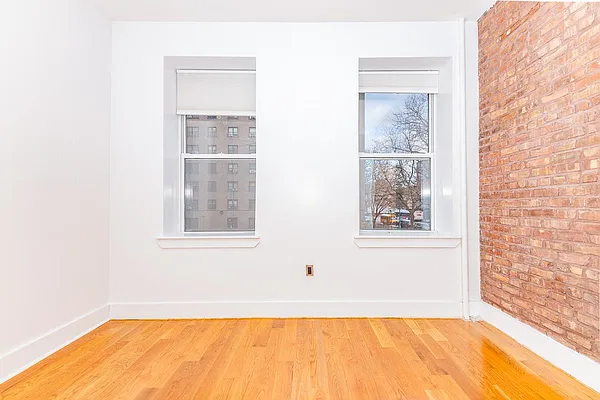 Rented by MySpaceNYC | media 6