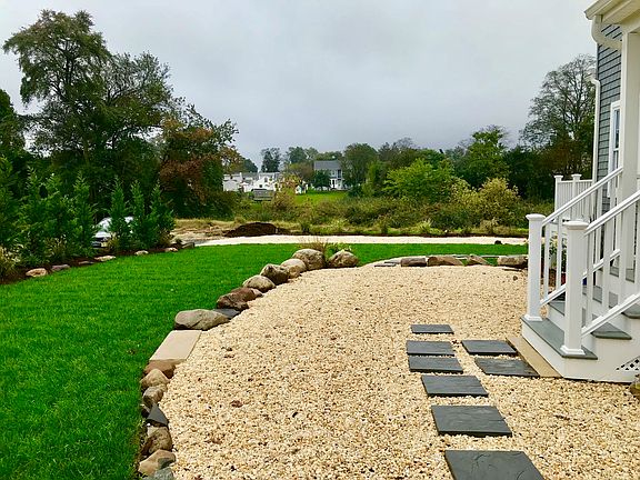 Spacious, lakeside property