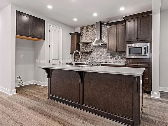 2nd image of 3101 Tulane Way