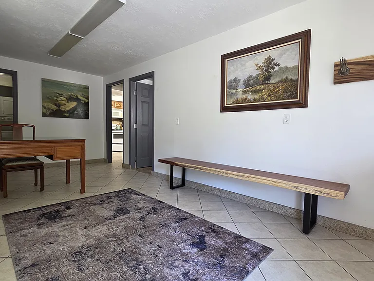 219 W Murray St #1 — Photo 5