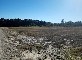 3 Tart Town Rd, Dunn, NC 28334