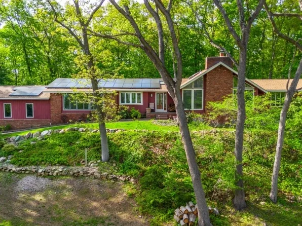 8 Reger Rd, Chester Twp., NJ 07836