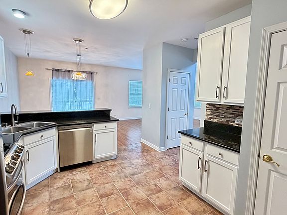 3rd image of 1786 Kelberg Ave