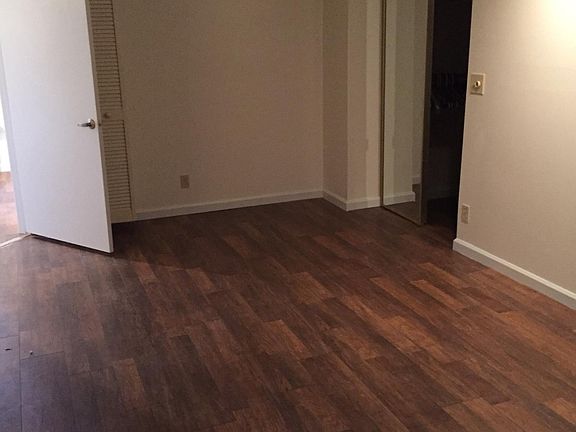 4th image of 125 SE 26th Ave #2