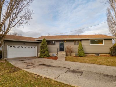 711 Tobiska Dr, Moscow, ID, 83843