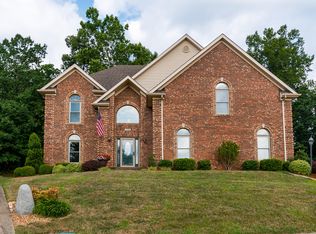 7508 Meaganwood Pl, Louisville, KY 40214