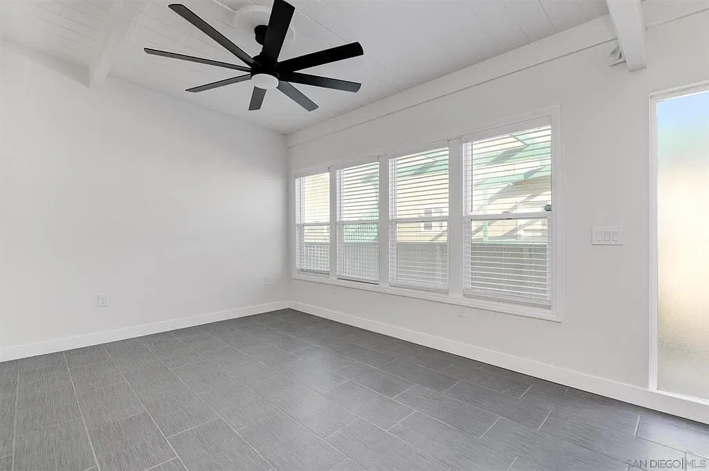 1680 Seacoast Drive #B - 1 — Photo 2