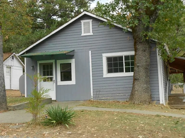 3502 E Evans Creek Rd photo 1