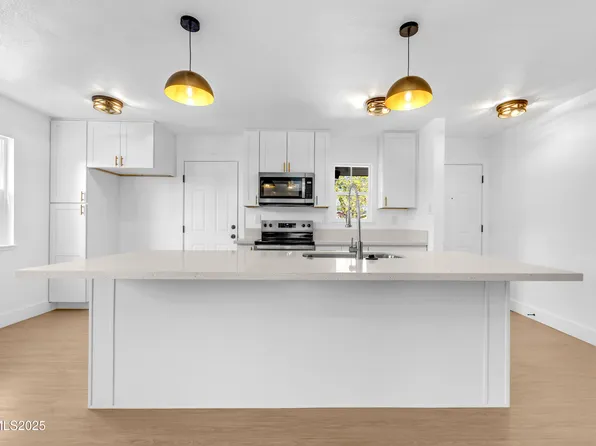 650 Lancaster Dr, Reno, NV 89506
