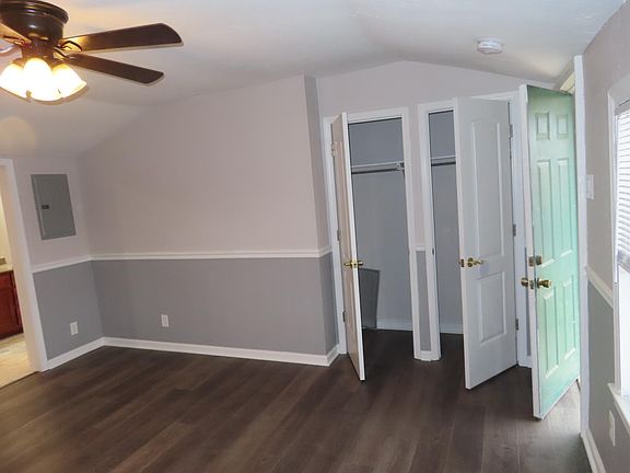 3rd image of 15091 Fort Campbell Blvd APT 09