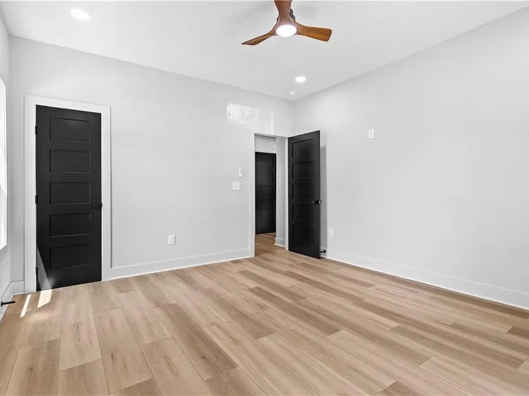 646 Robert St NW — Photo 18