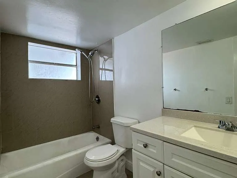 575 NE 143rd St #208 — Photo 12