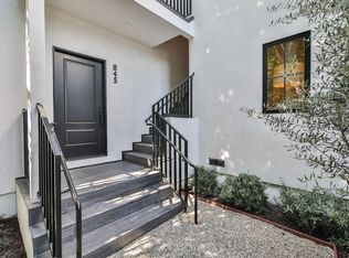 845 N Alfred St, West Hollywood, CA 90069