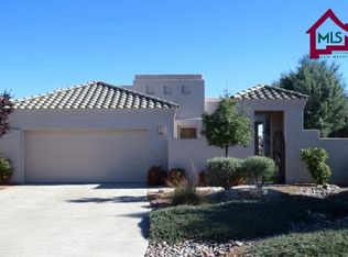 1664 Boulders Dr, Las Cruces, NM 88011