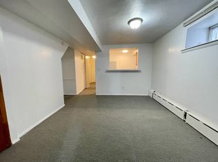 2186 Strang Ave #B, Bronx, NY 10466