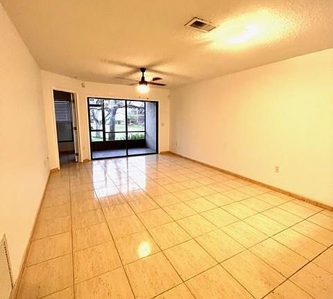 2nd image of 2918 S Semoran Blvd #E1