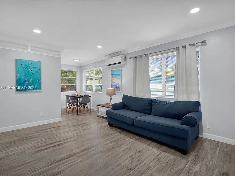 1716 SW 11th Ct #3 — Photo 3