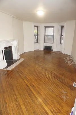 Rented by Lions Share Inc. | media 21