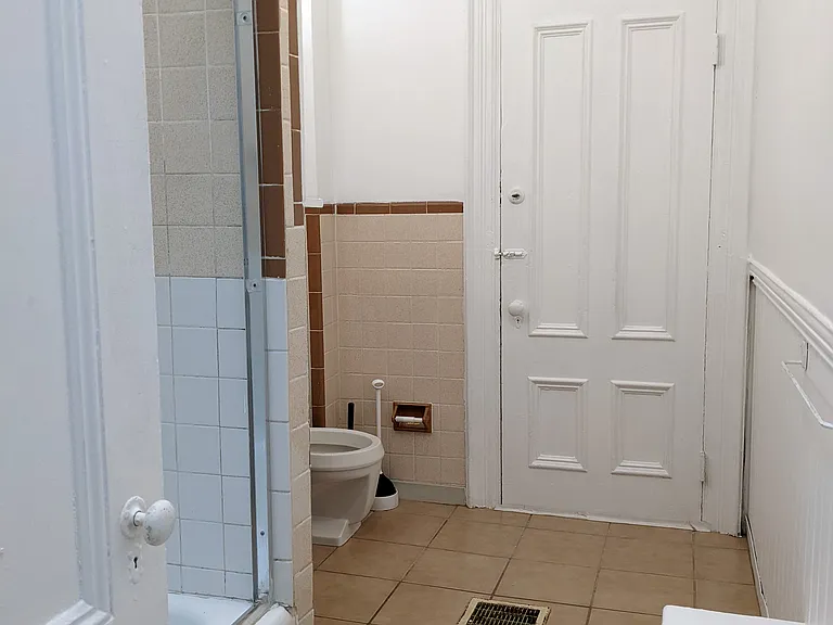 51 Dana St #2 — Photo 9