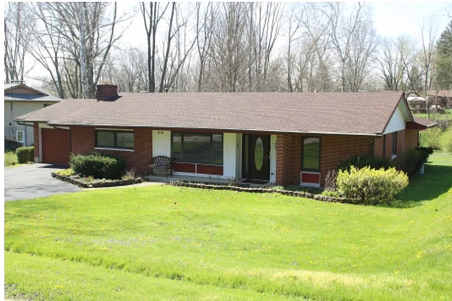 4101 Ridgetop Dr photo 1