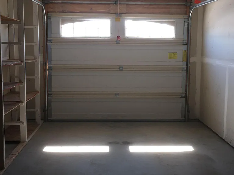 340 Barney St #C — Photo 19
