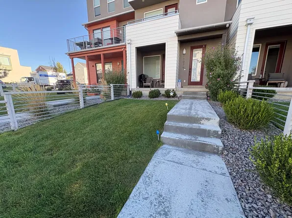 11079 S Lake Run Rd, South Jordan, UT 84009