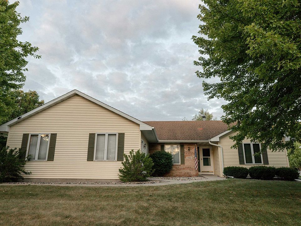 1st image of 752 Westlawn Dr