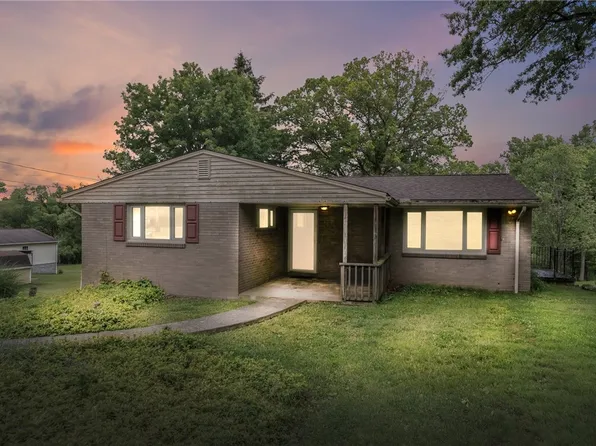 2418 Lakemont Dr, Gibsonia, PA 15044