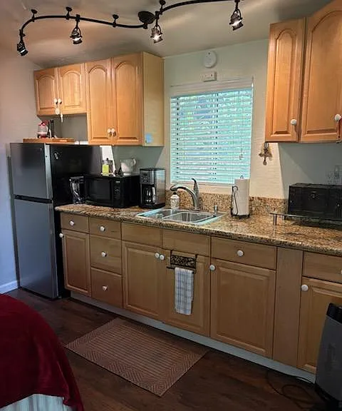 Bungalow kitchenette
